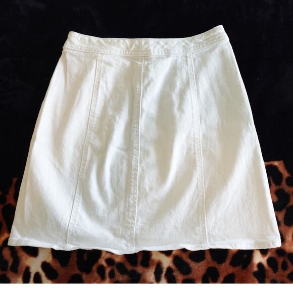 NEW White Jean Skirt with Side Pockets - Picture 2 of 6